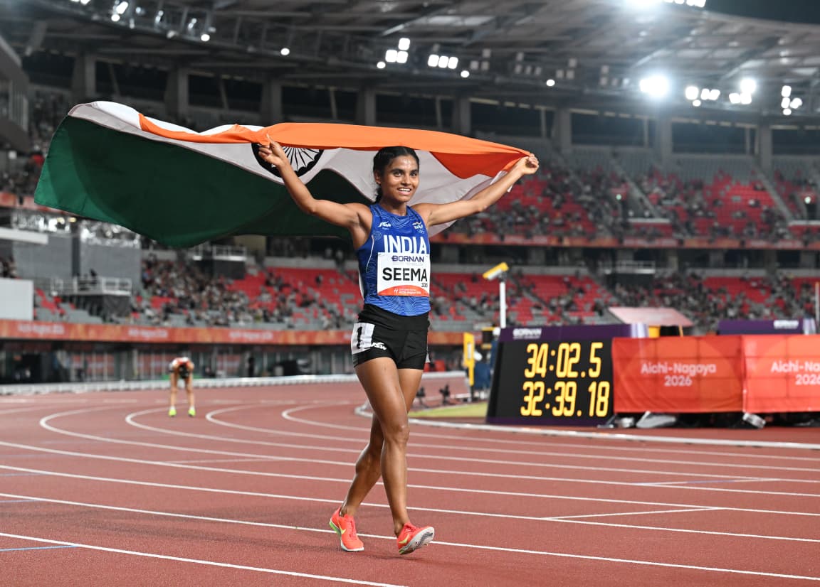 the_hindu's tweet photo. India’s Seema won the 10,000m race at the Asian Games in Japan. 

Photo: @rvmoorthyhindu https://t.co/NOn6Qs9Zcl