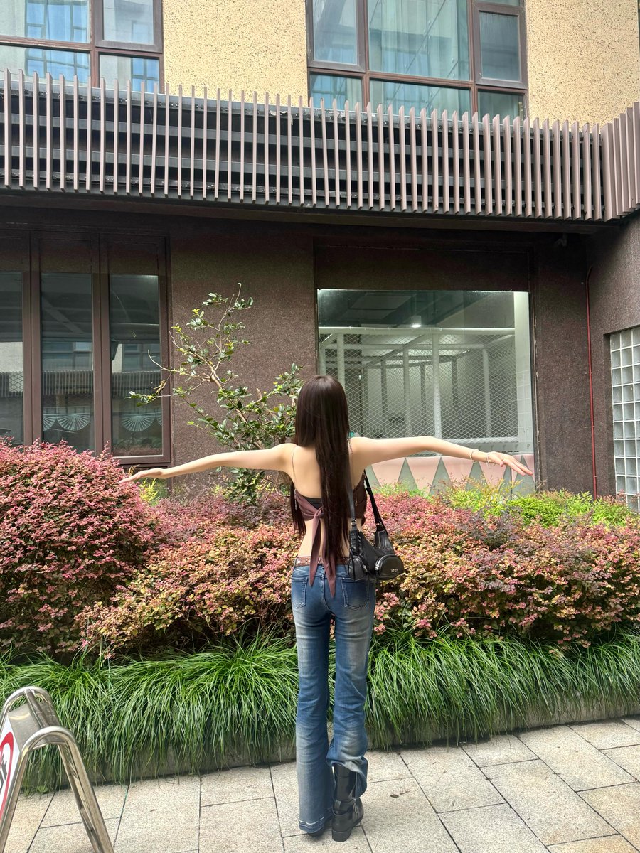 GFS_backup's tweet photo. [PIC] 260924 - Yerin (every__nn) post

🐥🧡

#GFRIEND #YERIN @YERIN_OFFICIAL_ https://t.co/ggVJ7OpOm3