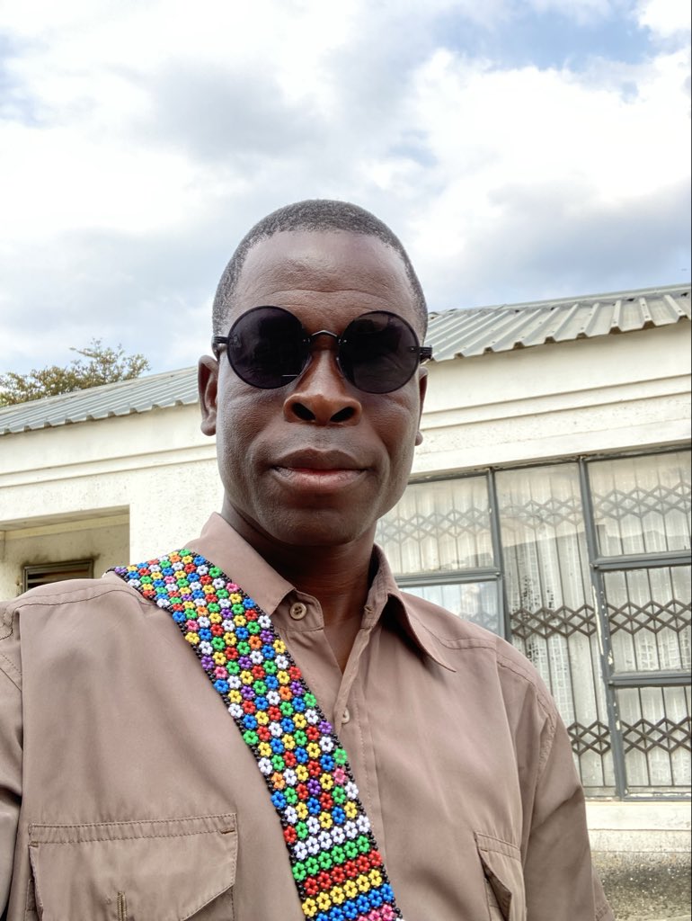 Characterqjme's tweet photo. Ku halaka vuxaka bya nsiku #Rimfuwo na Ndzhavuko ! 
#Kaya Ka Majosi 
Vunwe bya Sacks https://t.co/tYlLlhfT1I