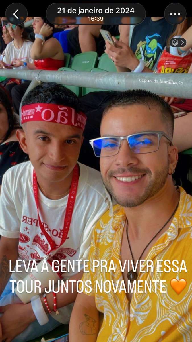 Gabssouz25's tweet photo. @itau @jaoromania #MeNotaltaú  nosso primeiro show do Jão juntos foi SuperTurne, leva a gente pra viver a experiência juntos novamente ♥️ https://t.co/WtUUFzLNhG