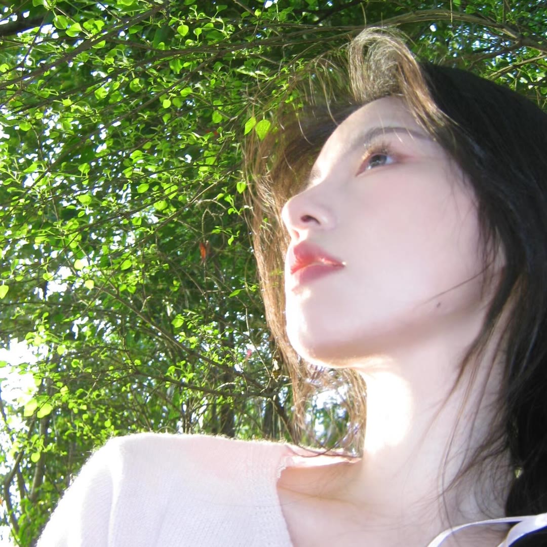 MaliaSilliio's tweet photo. next冒个泡～坐标先放这：常州附近。04年在校女大，165cm左右，50kg，想找人分享日常，欢迎同龄人来聊天occasionally #约炮 #女大 #常州 https://t.co/F609PrPglf