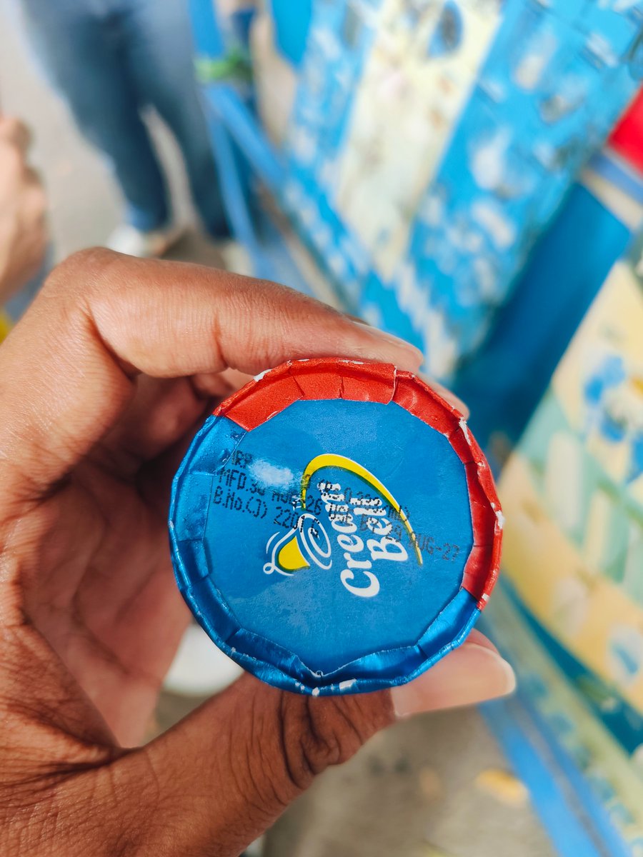 msasrp's tweet photo. @DelhiPolice @dtptraffic @fssai
This person is just looting the common people, 10₹ icecream he is selling for 30₹, he has erased the MRP on every product kindly check.
Location: Rastrapati bhawan Gate 38 https://t.co/EzEQZjLgnj