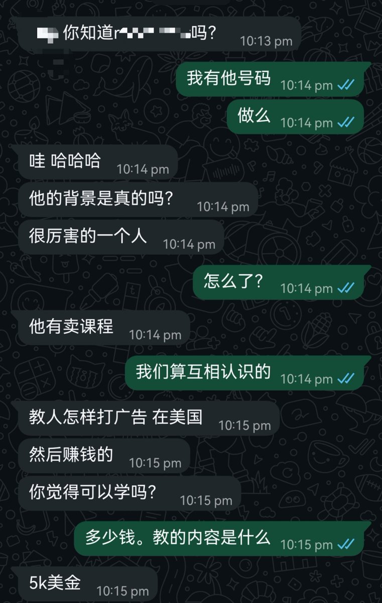 JuneDangg's tweet photo. 下沉市场有多好赚？

昨晚我的死党联系我，
说他看见一个教人如何运用AI在美国赚钱的课程导师，
他想要报名，课程5000美金。

那位导师是我一个普通朋友，
普通朋友和死党之间我选择了死党，
所以就劝了朋友直接上虾皮找，
因为这导师的课程在虾皮只卖100-200。

一个AI课程，教你运用他曾经成功案例的方法，
然后在美国赚取美国人的钱。
重点是这课程不是手把手教的，
基本上就是给你一套PDF，
然后委派一个监督员来监督100 个学员。
导师可能一个月跟大家线上见面一两次。
听起来不难做到，技术也不深，
但你想想看，
客户就是愿意付5000，
100学员x5000=500,000。这只是其中一批，据我所知，这导师手上不少过10 批学员。

然后我就在想，其实麻瓜看见AI的发展不是不焦虑，只是缺少了能了解Ai的那道门。我们眼里所谓的简单操作，有可能是他们这一辈子根本无法理解的圣经。
