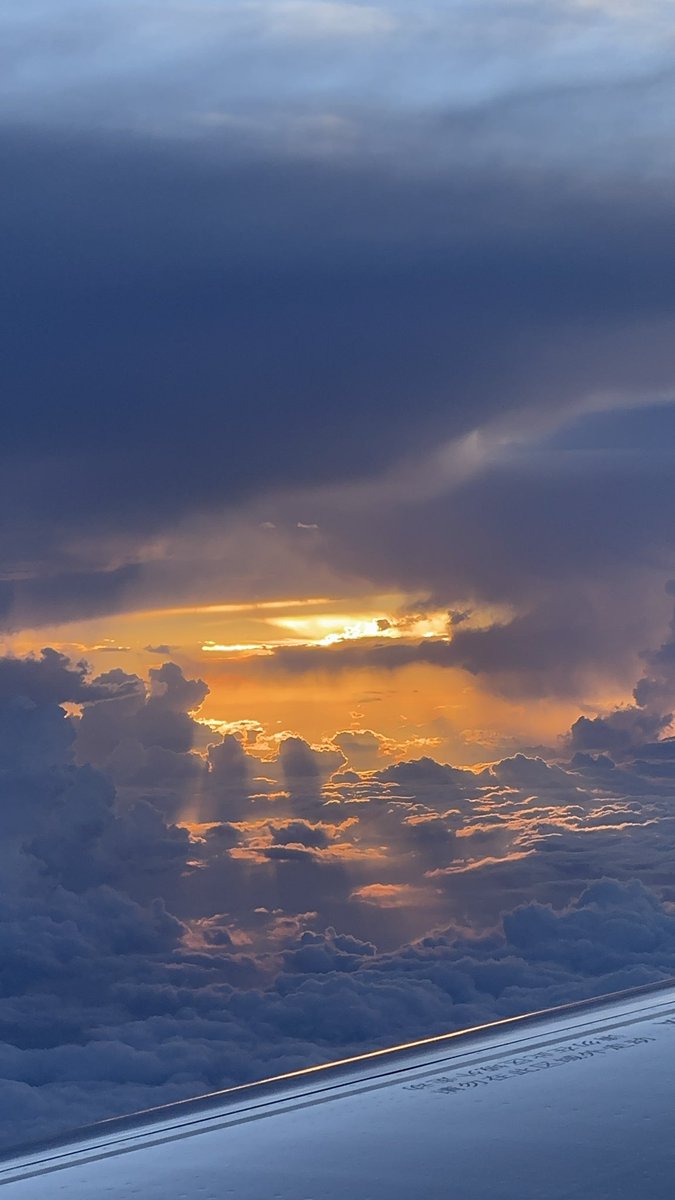 Bigletter2's tweet photo. 🌇 https://t.co/m0bL434Vla