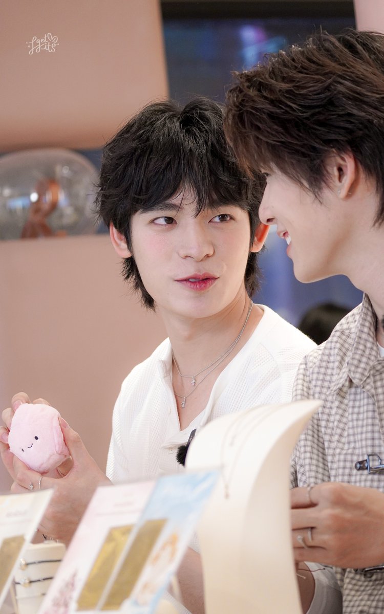 IGet_its's tweet photo. เสียอาการแบบไม่เก็บอะไรเลย 555555

TTP RAVIPA MOMENT
#RAVIPAxTeeTeePor https://t.co/RiN7DKFqmQ