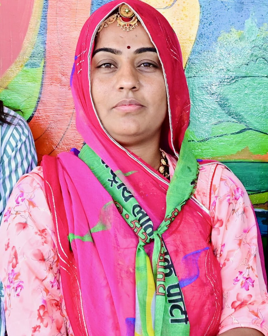 Bhincharpooja's tweet photo. वार्ड नंबर 2 गच्छीपुरा(इटावा)पंचायत समिति (नुंदड़ा,खारड़िया,मुंडाखेड़ी,मंगलपुरा,छप्पारा,नौसरिया) से मैं चुनाव लड़ने का प्रयास कर रही हूँ ।वार्ड के सभी मतदाताओं से मुझे पूरी उम्मीद है की आप मेरा सपोर्ट करेंगे🙏🏻
@RLPINDIAorg @hanumanbeniwal https://t.co/h1ZEwEX3Tu