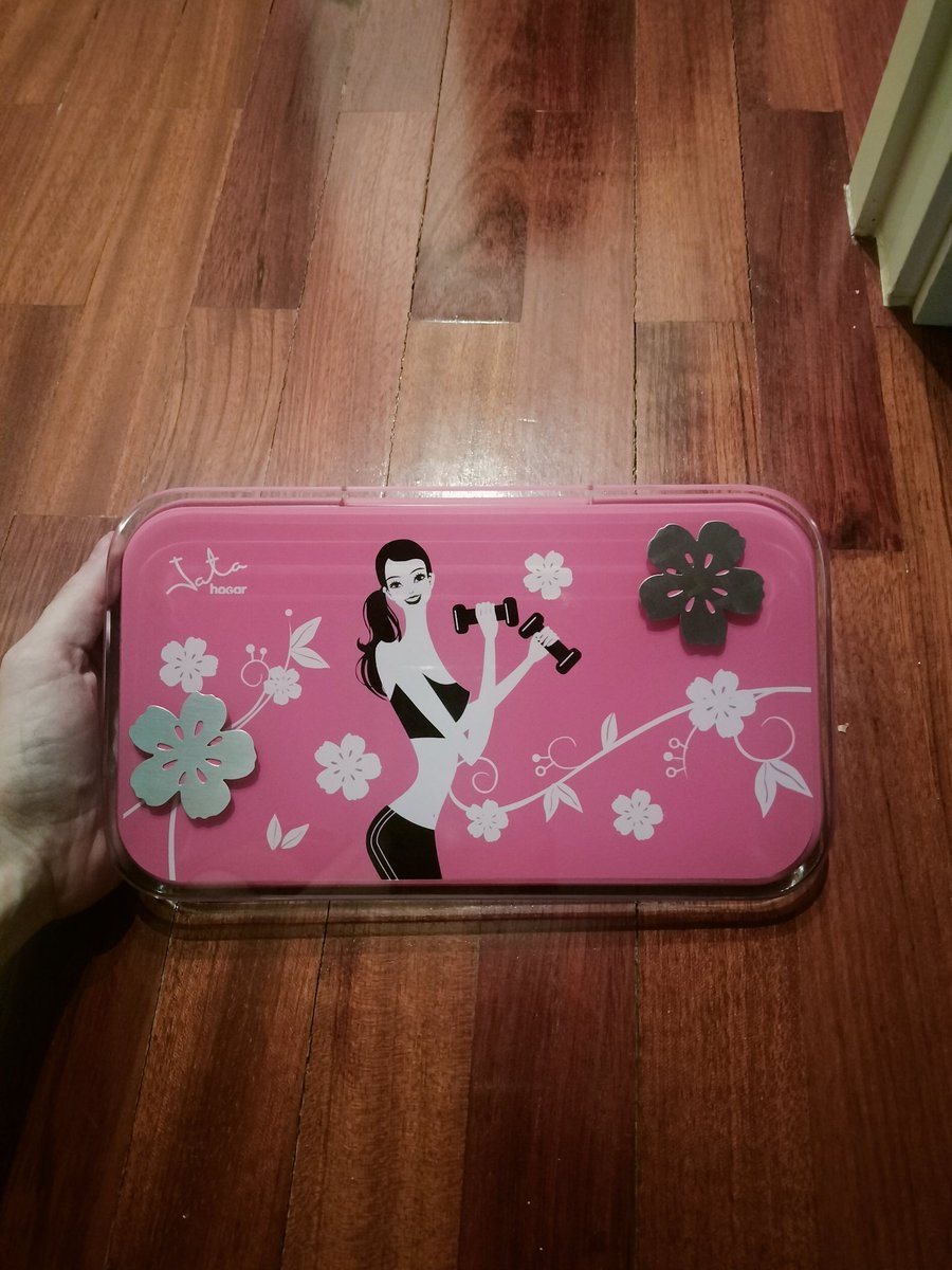 nyuple's tweet photo. guys new scale!!! https://t.co/vYq8YDgaAV