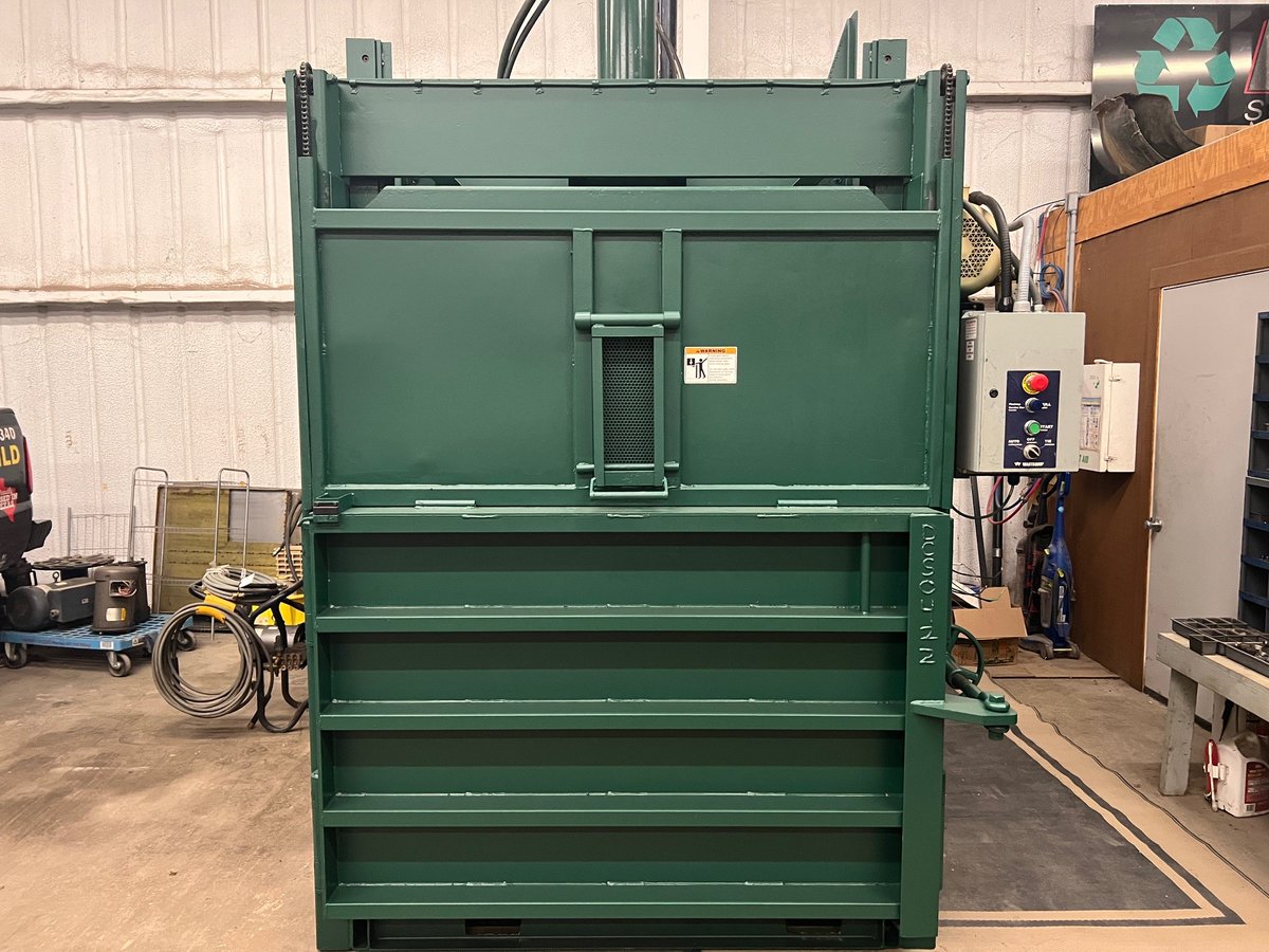 Directcab's tweet photo. Too many cardboard boxes? Smash them into bales with a world class cardboard baler! Call today for pricing. 817-769-8340

#recycling #cardboardrecycling #trash #recycle #cardboardbaler #baler #compactor #trashcompactor #wastemanagement #trashbusiness #TAA #IFMA #BOMA #NAA https://t.co/ejWscB2T2Z