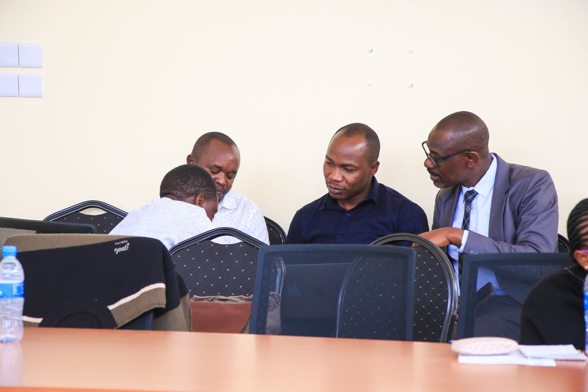 IOMTanzania's tweet photo. Population Mobility Mapping (#PMM) identified 44 Points of Entry and 39 high-risk sites, guiding surveillance, IPC, RCCE and cross-border health coordination in #Songwe Region.
#PopulationMobilityMapping #CrossBorderHealth #USCDC #IOMTanzania #MOHTz https://t.co/CTsRNH40rX