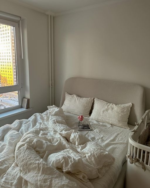 PatrickParmwl's tweet photo. I need to get out of my own comfort zone for me to find a new beau since it’s cuffing season https://t.co/uImA38Hlbx