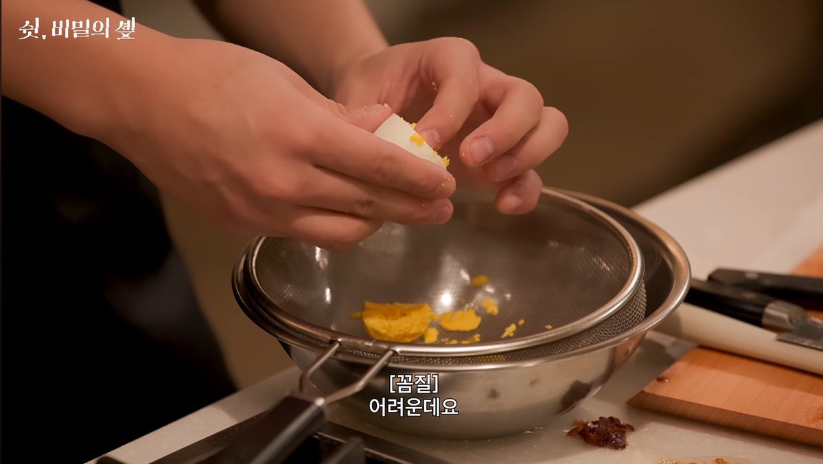 mybl4cktty's tweet photo. 비밀의솊 웃음포인트 https://t.co/kqAhlDyAwQ