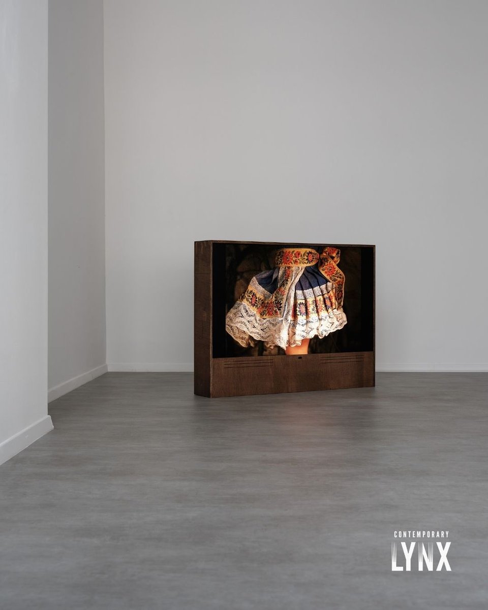 Lynx_art's tweet photo. Ivana Fischer's collages reflect her understanding of identity: we begin with what we have inherited and accumulated, but the arrangement is never fixed. This idea runs throughout 'The Wild Gene', her current exhibition at Trotoar Gallery.

Read more 👉 https://t.co/btoPhH4dI2 https://t.co/6WMW5htNAN
