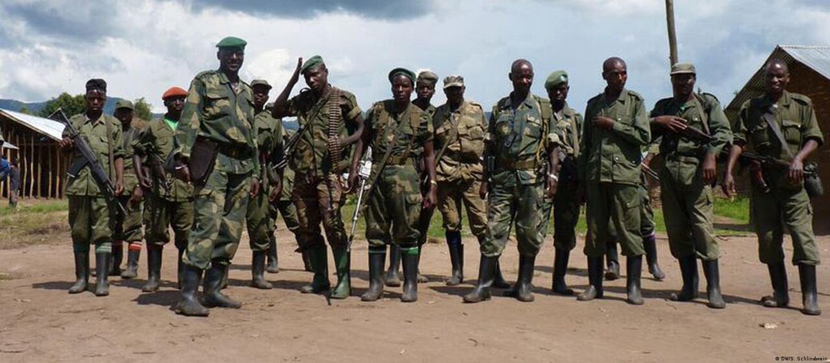 Patriote257's tweet photo. Le Rwanda continue de brandir les #FDLR comme alibi. Or ces FDLR opèrent précisément dans les zones sous contrôle militaire rwandais.

Question simple : pourquoi les forces rwandaises ne les neutralisent-elles pas pour clore définitivement ce dossier ?

Le discours du Premier ministre rwandais à l’Assemblée générale des Nations Unies est sans portée. Dans les zones sous contrôle de la #FDNB, il n’y a pas de troupes FDLR. 

Les FDLR se trouvent dans les zones contrôlées par les forces rwandaises. Neutraliser ces groupes est donc la responsabilité de l’armée rwandaise, pas un prétexte diplomatique.

@FelixMugenzi