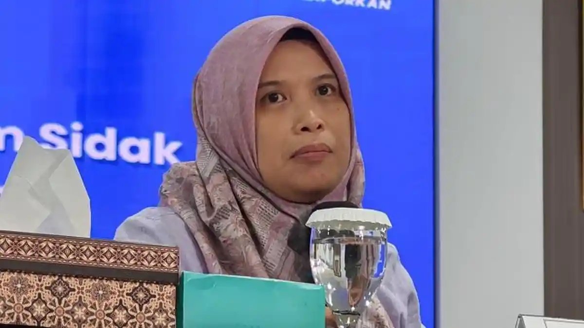 LambeSahamjja's tweet photo. ditjenpas lapas cibinong bilang ombudsman gak koordinasi dulu :
- waktu mau sidak
- tidak ada pemberitahuan dulu 
- mereka bantah halangin sidak lapas cibinong 
- dia bilang masalahnya karena ombudsman gak ada konfirmasi sama sekali baik ke ditjenpas kementerian maupun ke wilayah
- yudi tegasin pihaknya belum terima surat perintah tugas buat kunjungan itu
- dia nyayangin ombudsman gak kasih konfirmasi soal kedatangannya