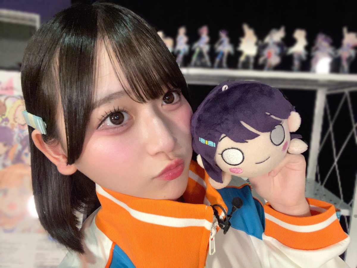 e_rina_ta's tweet photo. #イキヅLIVE配信 ありがとうございましたー！
2ndLIVE終わりたてほやほやで皆様とお話することができてとっても嬉しかったし楽しかったです🫶🏻
いっぱい感想メールありがとうございました！
そしてこちらのジャージ可愛くないですか🤲🏻💞
お揃いにしましょう https://t.co/jHRZFtrOz2