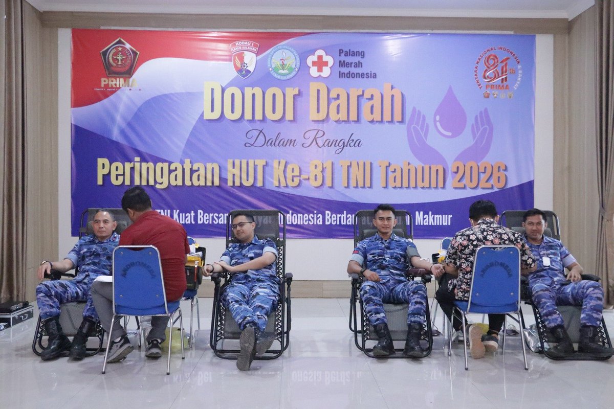 PenSulaiman's tweet photo. Jelang HUT Ke-81 TNI, Lanud Sulaiman Gelar Bakti Kesehatan Donor Darah https://t.co/DpIO5E64Wr