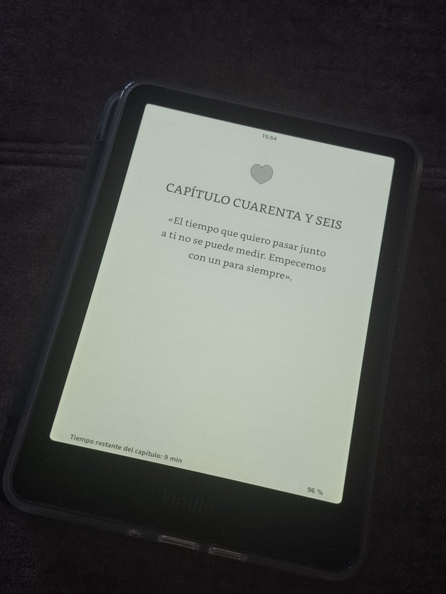 Nealie_DT's tweet photo. Éste libro es todo lo que está bien en ésta vida. https://t.co/IkG1qQ2gCS