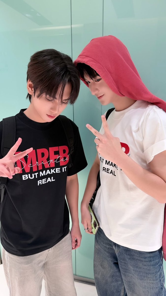 hibarilily's tweet photo. so cute i'm going to cry https://t.co/TTPbvhSFtK