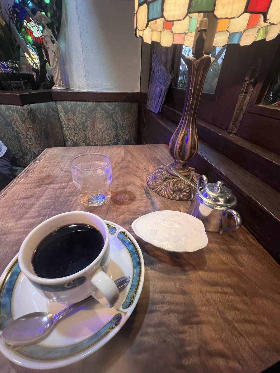 tomoko_o0813's tweet photo. 通院のご褒美、ウィンナコーヒー
@阿佐ヶ谷喫茶店gion
生クリーム美味しかった！
来月大腸内視鏡検査、去年サボったからドキドキする… https://t.co/zEbLROkWx7