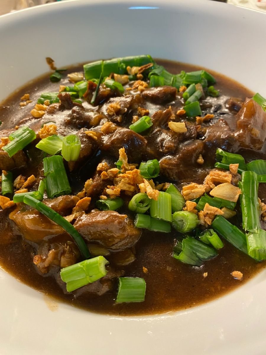 bleuwiny's tweet photo. lomi                              or                           pares https://t.co/Av1BLBFF3P