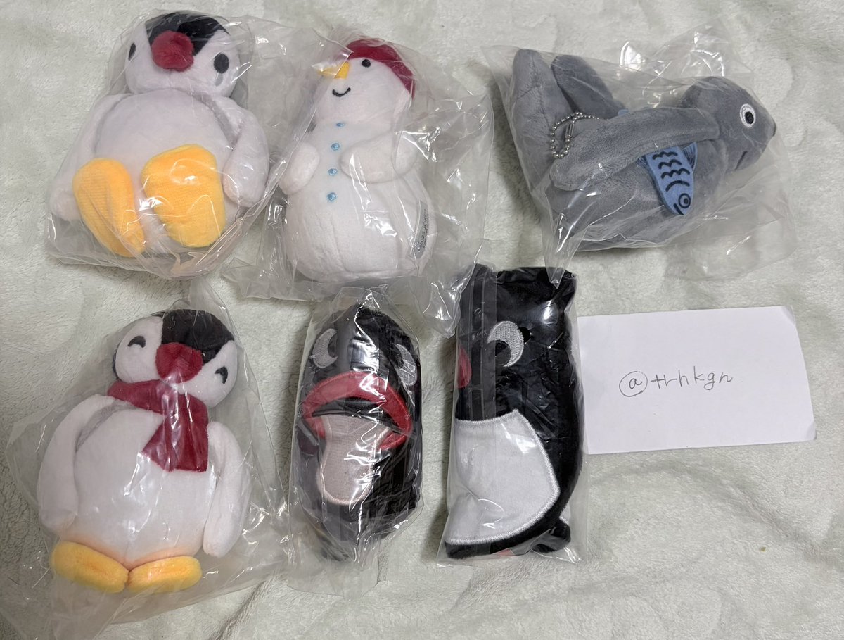 trhkgn's tweet photo. 【譲渡】 PINGU ピングー ガチャ

〈譲〉 ・PINGUのぬいぐるみ2
☆めそめそピンガ ☆ピンガ(マフラー) ☆ロビ(おさかな) ゆきだるま 

・PINGU ふわふわコレクション
フェイス巾着B ダイカットポーチ

〈求〉定価➕送料
☆は無印と纏めてのみ
検索からでもお気軽にお声がけ下さい。
よろしくお願いしま https://t.co/Z969sQjXtC