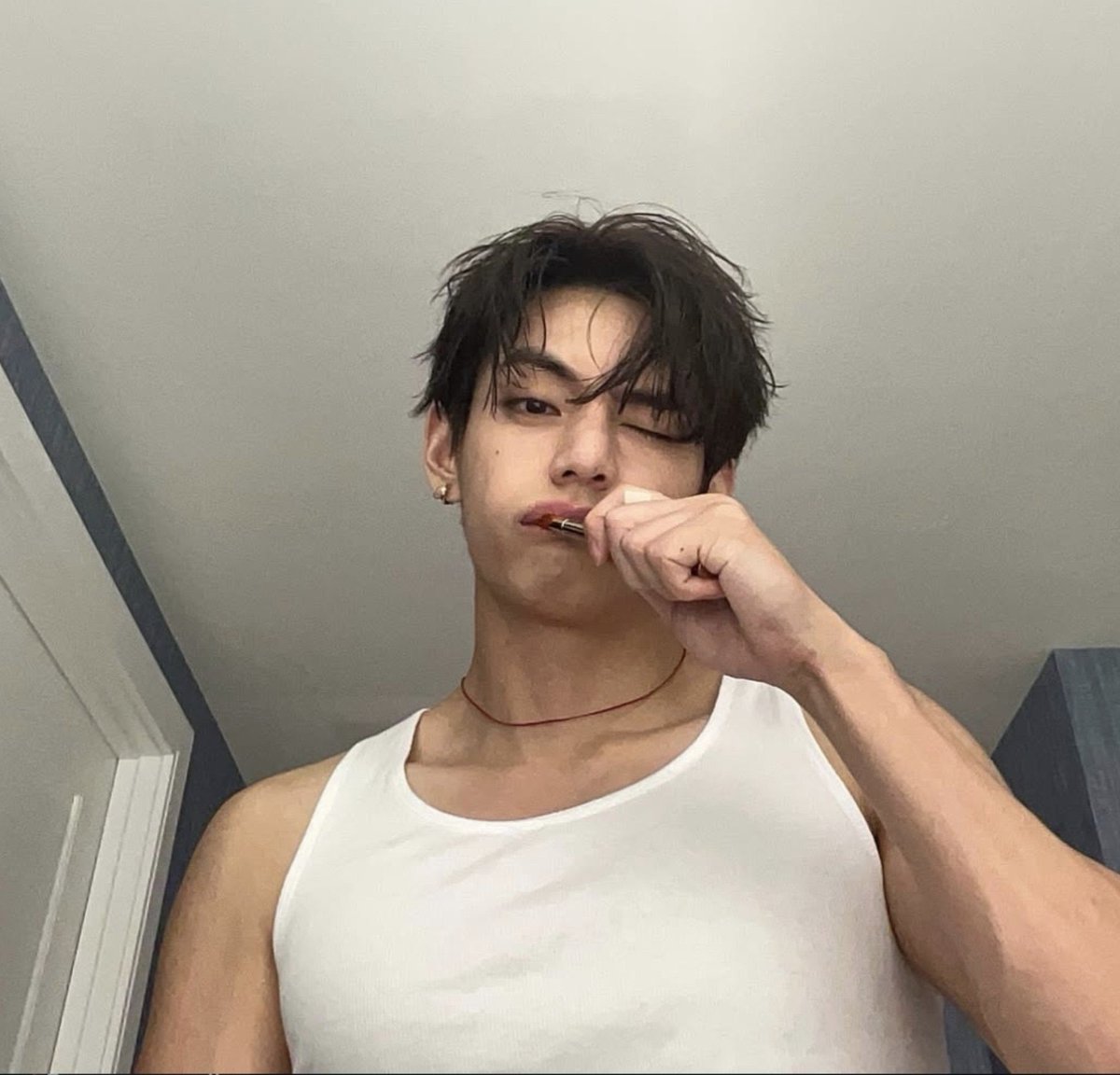 inkkvh's tweet photo. это самый настоящий boyfriend material, окееей https://t.co/Zzb55i6sS9