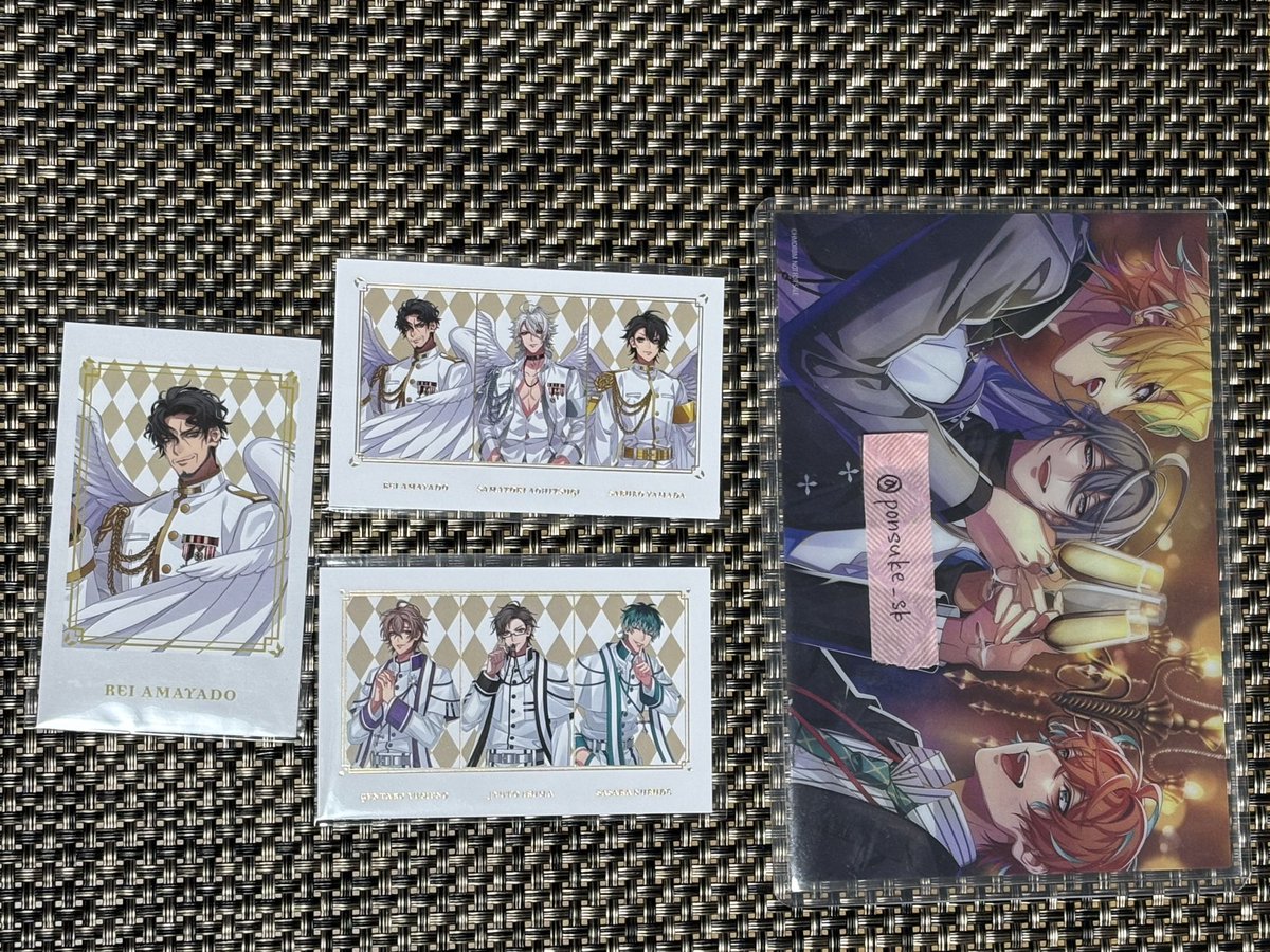 ponsuke_sk's tweet photo. ヒプノシスマイク 
ヒプマイ9thカフェ 9周年カフェ 交換

【譲】
チェキ風：天谷奴 零、angel、priest
缶バッジ：一郎2、二郎
マドラー：銃兎、幻太郎、天谷奴 零
ブロマイド:十四、盧笙

【求】同種 麻天狼(寂雷、一二三、独歩)
複数大歓迎!! 横浜駅手渡し可🤲
お気軽にお声掛けください🐺🐺🐺 https://t.co/4QkxQQBhnr
