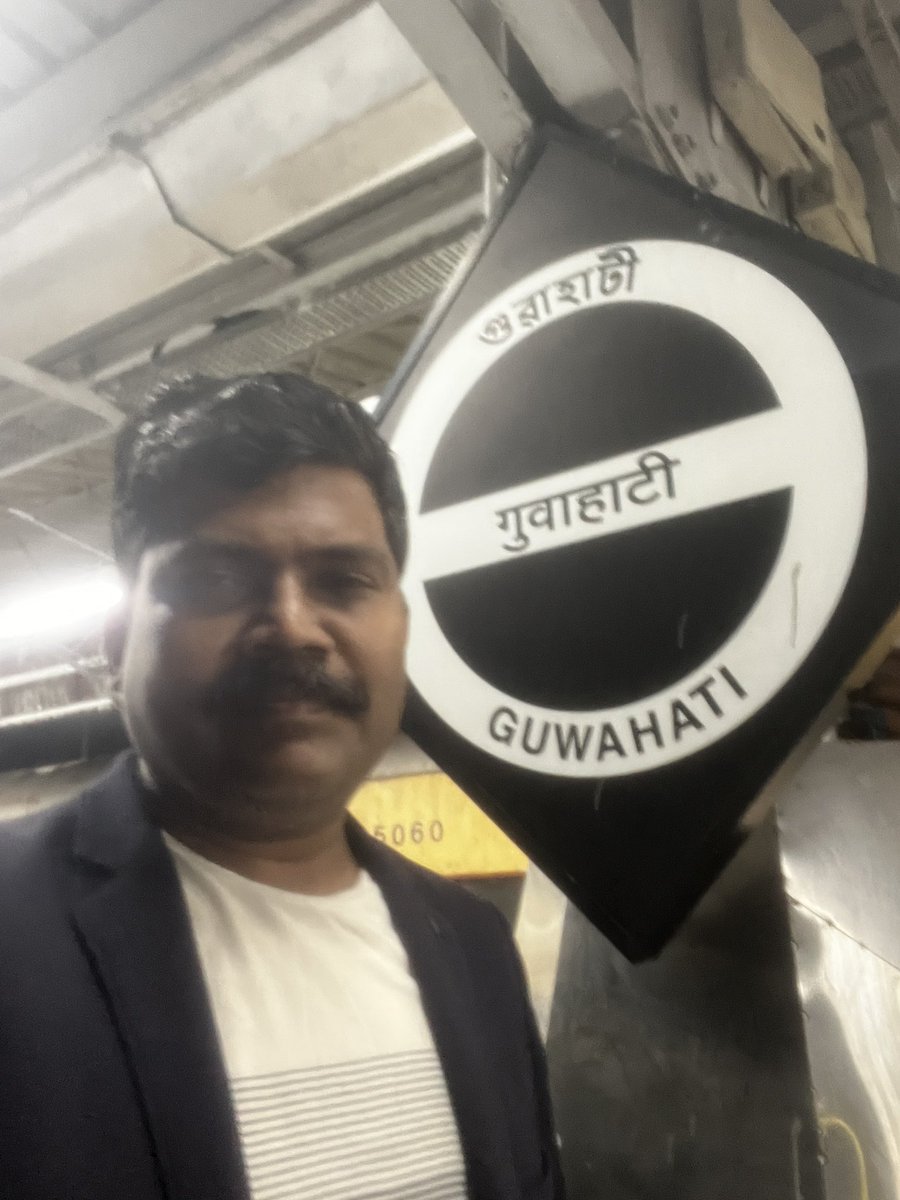 Lubdubbz's tweet photo. @guwahatirailwaystation https://t.co/XnF7l0hJUd