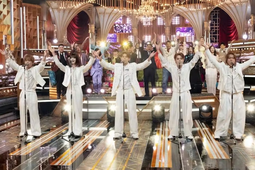 yg21bbshin's tweet photo. テレビ東京📺
「昭和vs令和！世代を超えて愛される名曲」 

放送をご覧頂きありがとうございました⟡.·

自分はLIVE中なのでリアルタイムで見ることは出来なかったのですが、皆様のポストやメンションなど、今からエゴサして熱を感じたいと思います🤲🏻

また出演できるよう頑張ります🗣

ご一緒させていただいた龍玄としさん
川畑要さんとお写真撮っていただきました！

@Toshlofficial 
#KaWang
#Shin