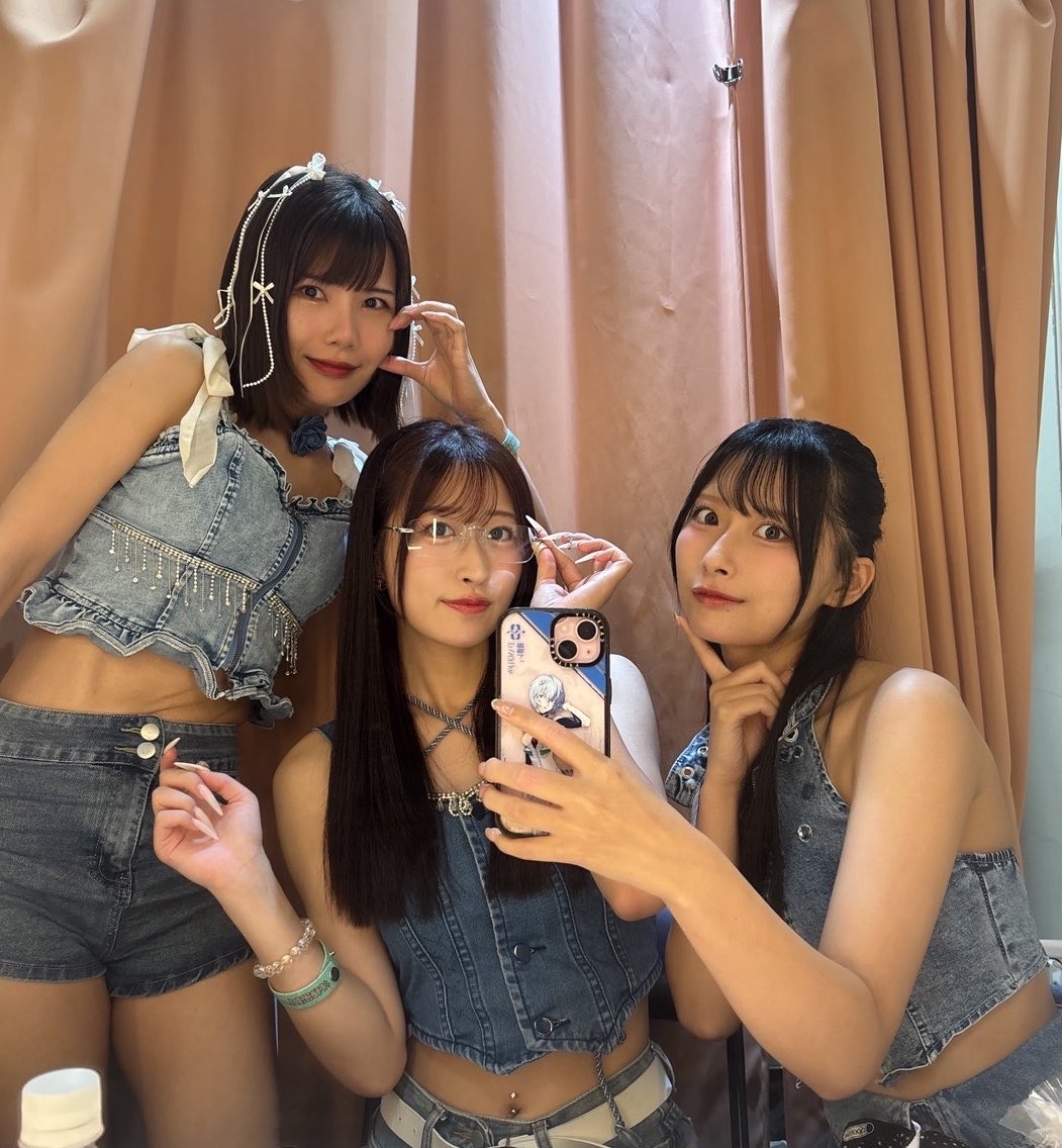 sweetycontact22's tweet photo. 秋葉原エンタス
ありがとうございました💎✧︎*。

次回=sweet.Y♡は、、10/25(日)です❕
期間が空いてしまいますが、1日空��て、続報&amp;新カバーをお楽しみに♡ #すいーてぃ https://t.co/D6g0lrk9ou