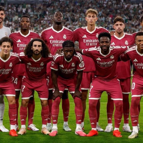 MadridXtra's tweet photo. 🚨 BREAKING: Real Madrid sources after Atletico game:

• One source close to a first-teamer described the Atletico game as “a disaster” because it showed that “nothing has changed”.
• Another pointed to the “lack of control in midfield” and “attitude of the players” being “exactly the same as last year”
• “You see Rodri playing for Barcelona and it’s exactly what’s missing here. This international break is going to be incredibly long.”
• Third source: “The problem with the referees matters less than the problem with the football.” 

@MarioCortegana