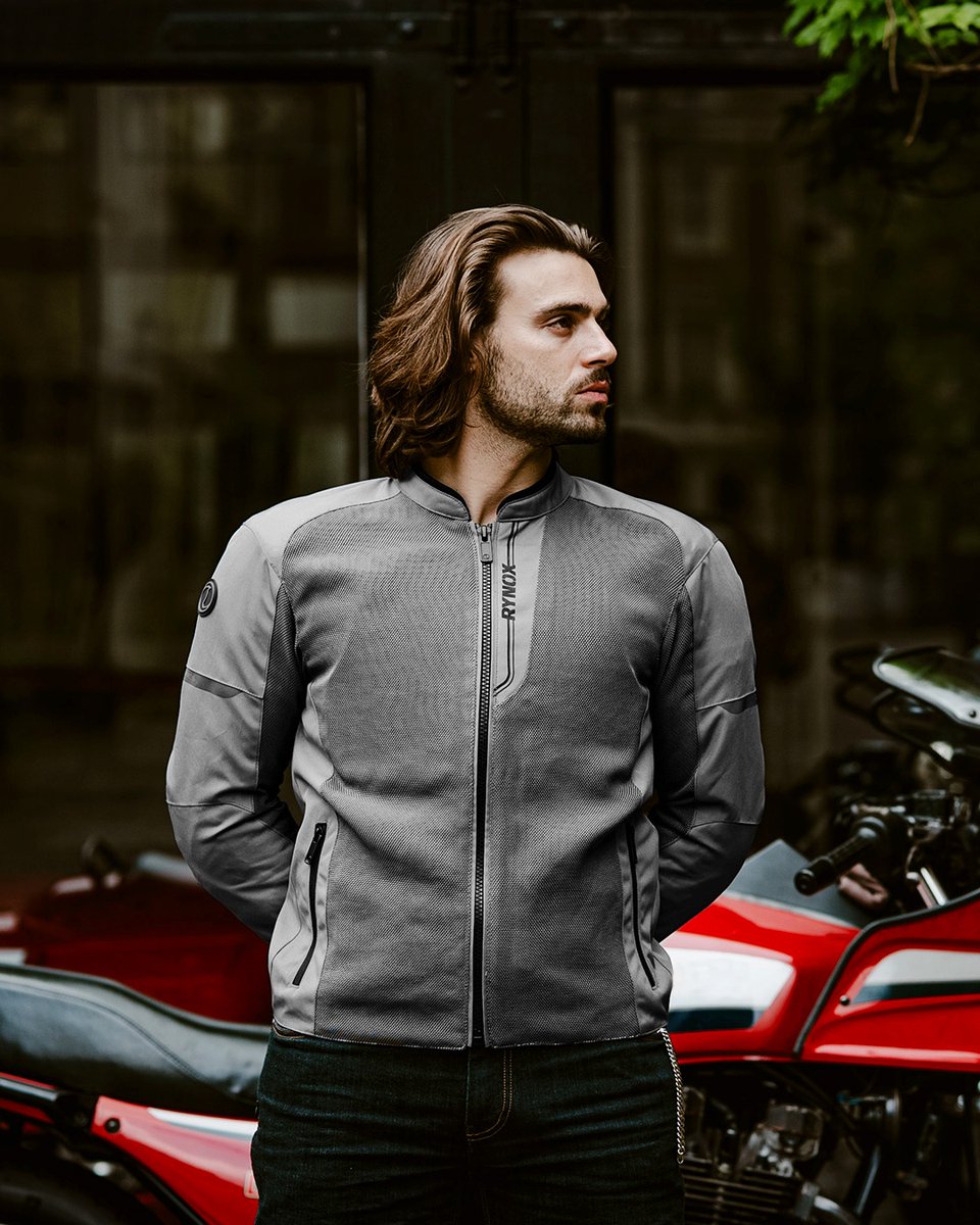 matthcox75835's tweet photo. They start as a commute or coffee plan and become a reason to take the long way. The Cypher GT 2 is built for everyday riders who want thoughtful, protective gear that never feels overbuilt. Rynox Cypher GT 2 Jacket. https://t.co/0ycH9CQqKZ