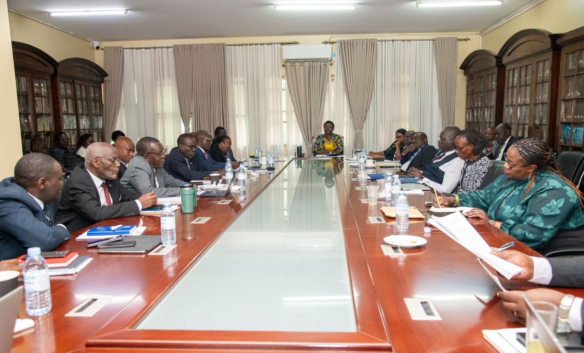 AntiGraft_SH's tweet photo. Earlier today, the Inter-Agency Forum for the  Accountability Sector convened for a high level meeting chaired by the Minister of State for Ethics and Integrity, Hon. Akello Rose Lilly Akello (MP).

The meeting discussed strategies to combat corruption and also reviewed the draft National Anti-Corruption Strategy 2026 - 2030.

In attendance were @IGGUganda, @CID1_UG, @ODPPUGANDA, @AntiGraft_SH, @ethicsug,
@OAG,  @LeadershipCodeT, @PPDAUganda, @HMUStateHouse, @ThefiaU, ISO, @mofpedU, Secretariat of Patriotism, @URAuganda, @MoLGUganda, Ministry of ICT and National Guidance, Ministry of Finance, Planning and Economic Development, the Anti-Corruption Division of the High Court, the Governance and Security Programme Secretariat, the Attorney General’s Chambers, the Judicial and Education Service Commissions.