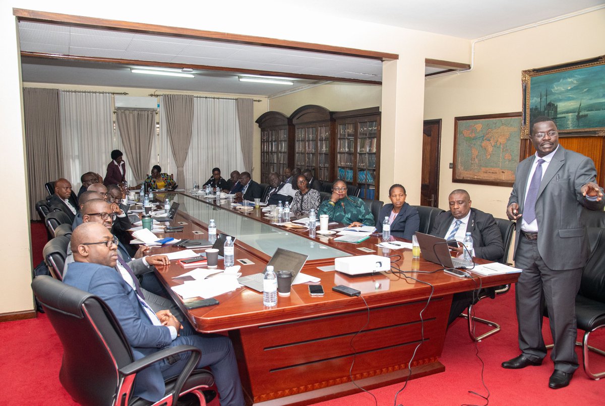 AntiGraft_SH's tweet photo. Earlier today, the Inter-Agency Forum for the  Accountability Sector convened for a high level meeting chaired by the Minister of State for Ethics and Integrity, Hon. Akello Rose Lilly Akello (MP).

The meeting discussed strategies to combat corruption and also reviewed the draft National Anti-Corruption Strategy 2026 - 2030.

In attendance were @IGGUganda, @CID1_UG, @ODPPUGANDA, @AntiGraft_SH, @ethicsug,
@OAG,  @LeadershipCodeT, @PPDAUganda, @HMUStateHouse, @ThefiaU, ISO, @mofpedU, Secretariat of Patriotism, @URAuganda, @MoLGUganda, Ministry of ICT and National Guidance, Ministry of Finance, Planning and Economic Development, the Anti-Corruption Division of the High Court, the Governance and Security Programme Secretariat, the Attorney General’s Chambers, the Judicial and Education Service Commissions.