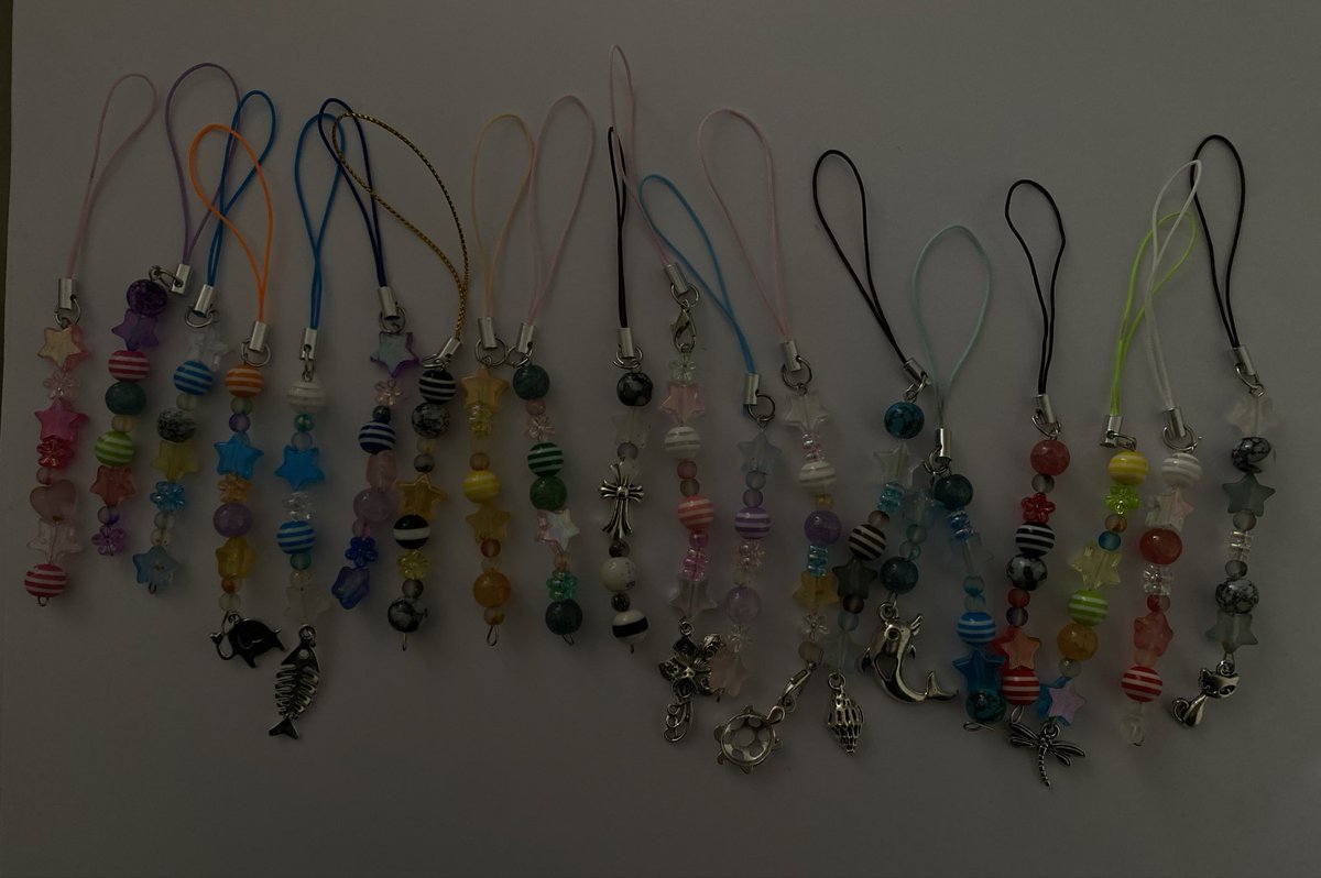 aracelibaca4's tweet photo. Esto de hacer freebies inspirados en cada álbum de BTS es difícil pero espero y me lo reciban ( q me duelen las manitas😔 )🛐. Para las que van el 9 #bts #BTS_WORLDTOUR_ARİRANG https://t.co/2sTU6SCBuS