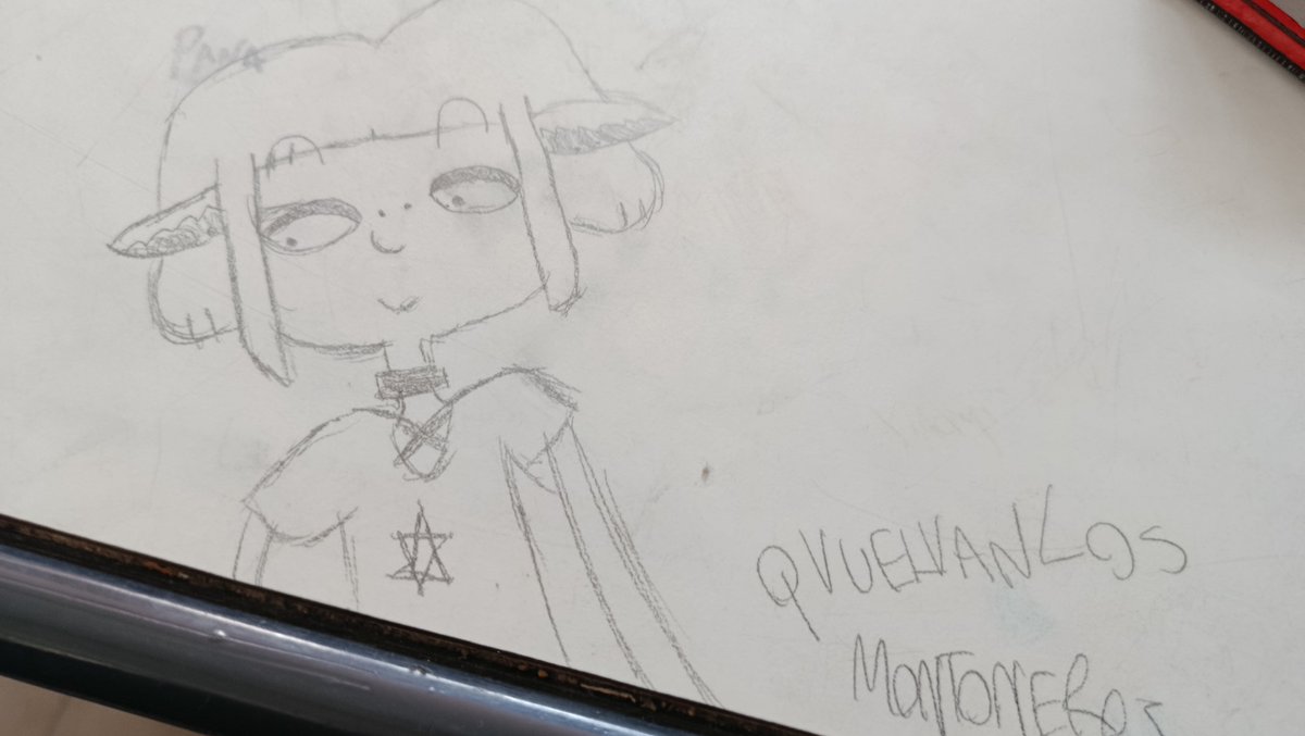 argencloaca's tweet photo. Estuve tan al pedo hoy q hasta dibujé a la de la princesa lesbiana que llora todo el tiempo https://t.co/MMVotiJPwl