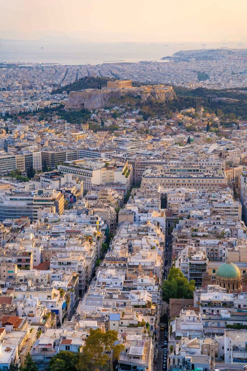 earthviewss1's tweet photo. Athens, Greece 🇬🇷 https://t.co/uf9tDAhYEb