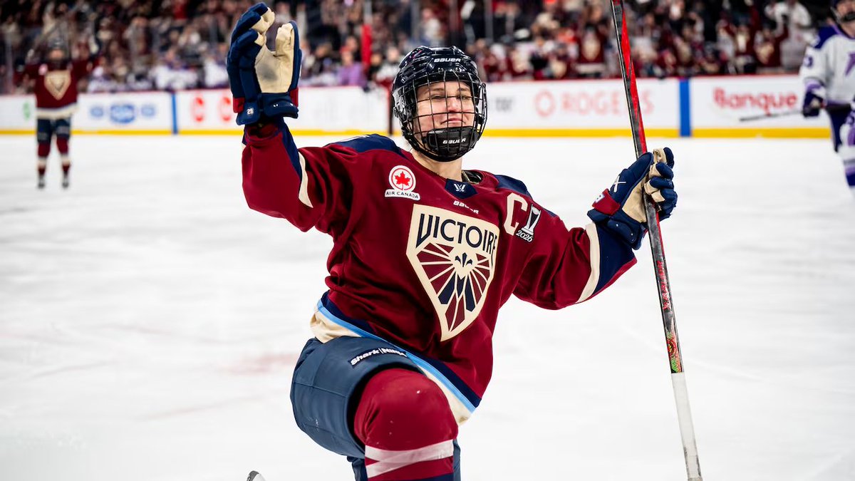 CraigBaird's tweet photo. Marie-Philip Poulin
With Team Canada, she won three Olympic gold medals and four World Championships. She has won two Clarkson Cups, a Walter Cup, is a three-time CWHL MVP and a PWHL MVP. She is also the first female hockey player to win the Northern Star Award. https://t.co/hw8yiOMsEQ