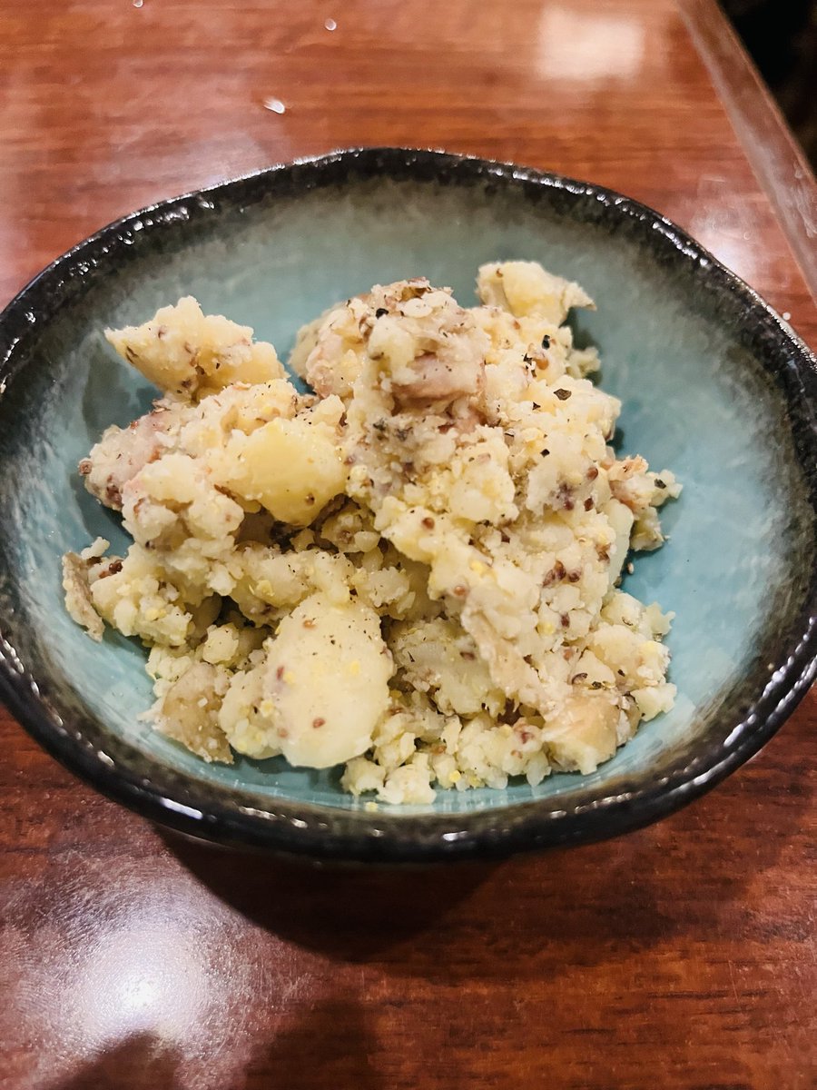 yuu_ta_0502's tweet photo. 2026.9.24
実は今日はこちらでした

ARTRIONのご飯は
今日もめっちゃ美味しくて。

咲弥さん、摩耶さん、小川徹さんの
3人それぞれが、褒め言葉としての
「音楽バカ」を存分に発揮してくれて。

私自身も音楽バカになって、
夢中になって楽しめました

最高でした！

 #咲弥
 #摩耶
 #小川徹
 #ARTRION https://t.co/Bmw5fnWFWU