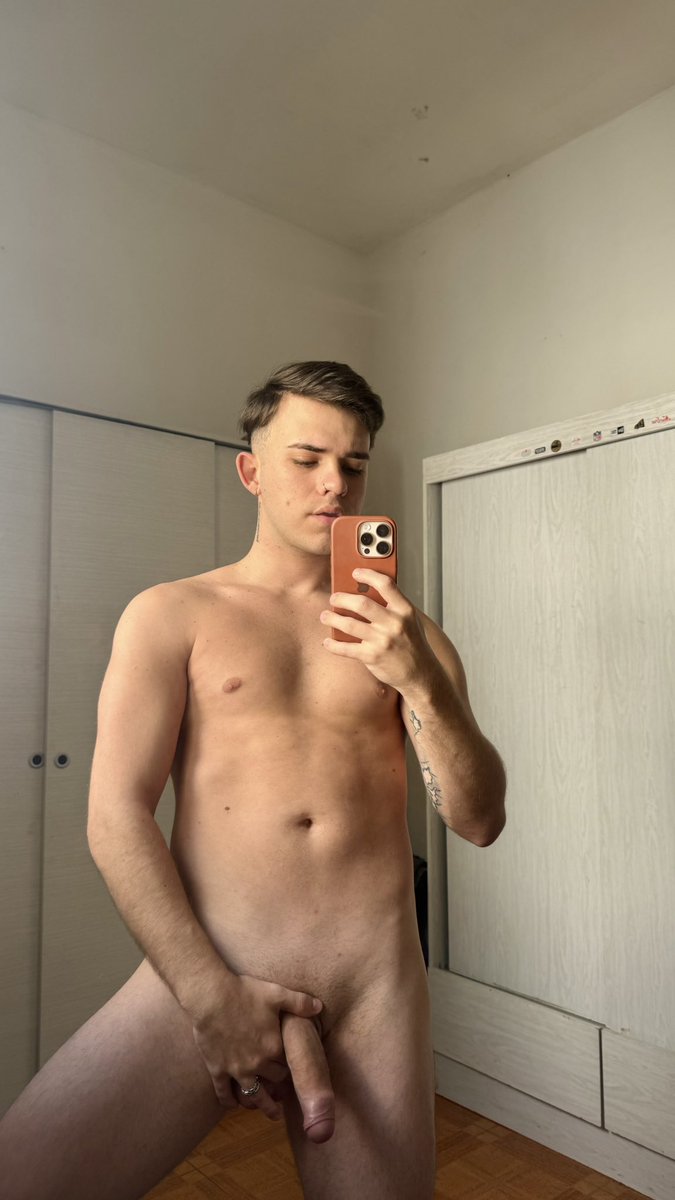 LionSaiint's tweet photo. Porque no venis? 🙂‍↔️

CANAL FREE 
https://t.co/TpFhpagcXE
CANAL VIP
https://t.co/Y52GG2iEl2 https://t.co/qnsNWg2xgo