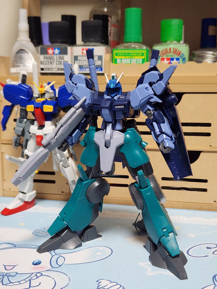 shigi_gunpla's tweet photo. なんの作業も進んでないのに付け替え遊びが止まんねえや https://t.co/Ui4vlvlTov