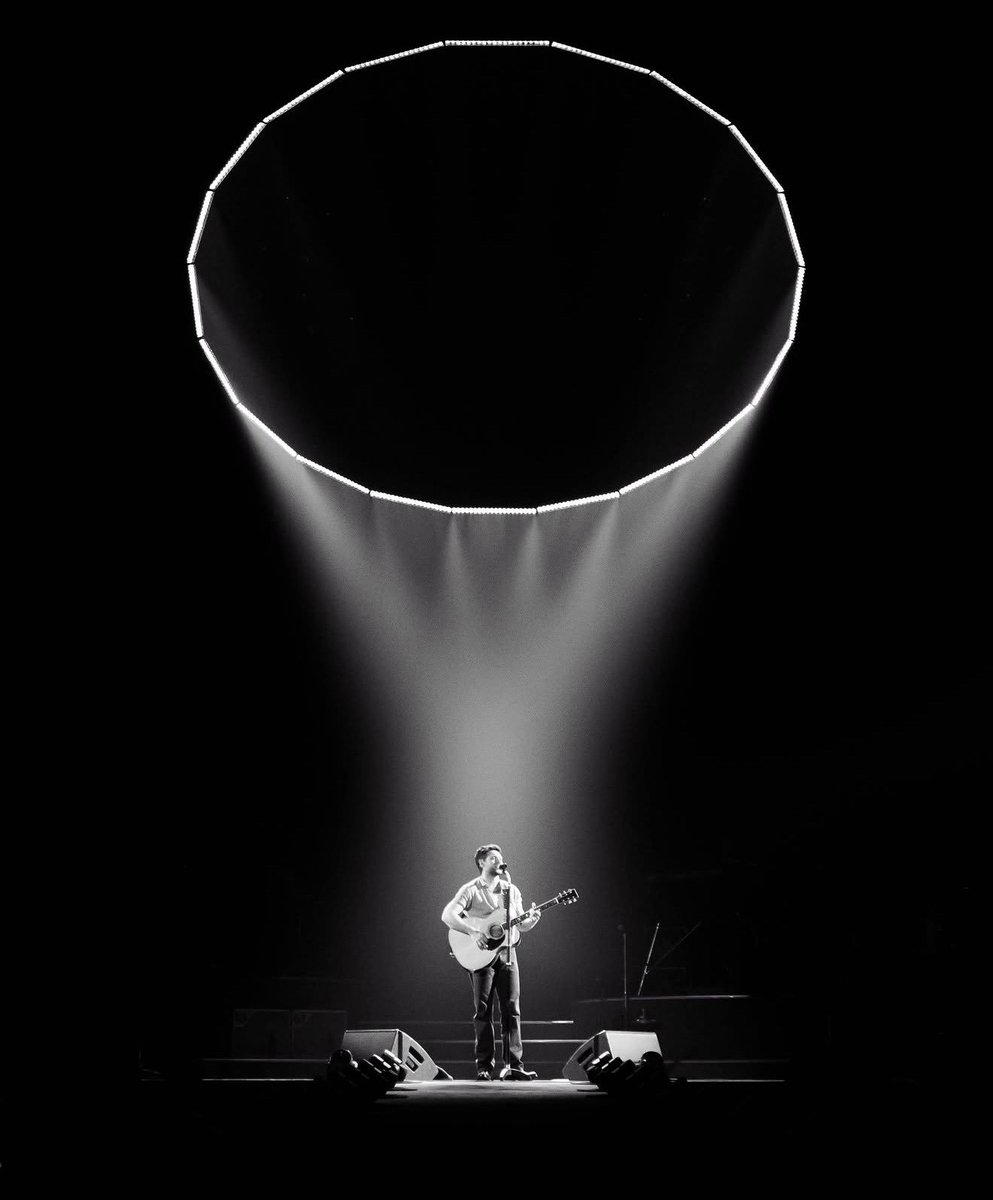 niallontours's tweet photo. Niall via Instagram post!

"Night Two Newcastle" https://t.co/QSSwXVkF0k