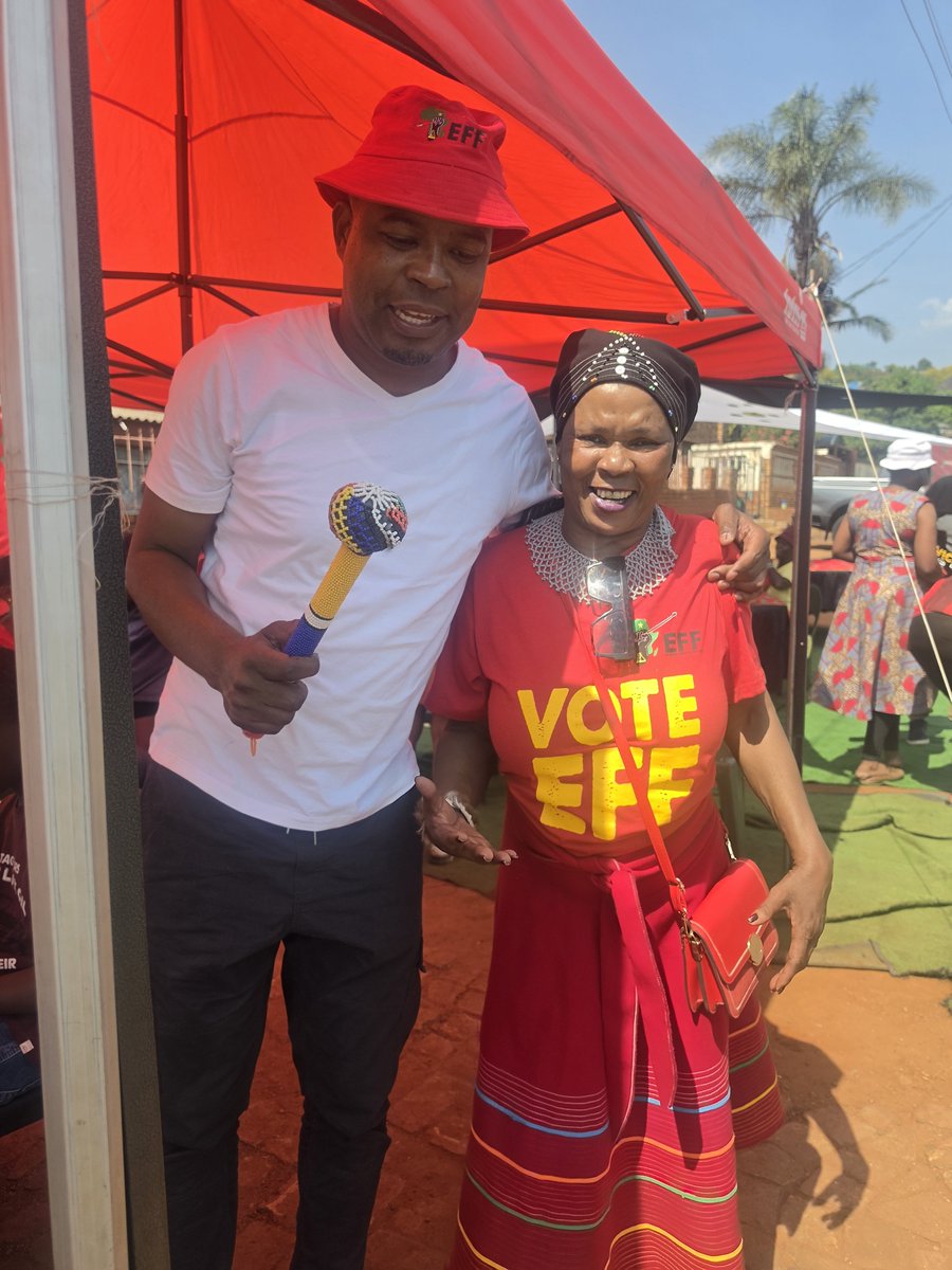 RamaboduObakeng's tweet photo. EFF Ward 72 Tshwane Heritage Event at Makhaza Street Atteridgeville. 

Without the return of the land there is no heritage, and urged fighters to continue advancing the agenda of the EFF. #VoteEff04Nov26 https://t.co/jcaU8ZRgpl