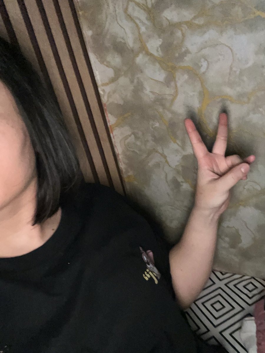 callaearth22's tweet photo. just got a new hair tapi kependekan bgt alias mauuu nangissssss 😭😭 https://t.co/4la8qMv4Dm