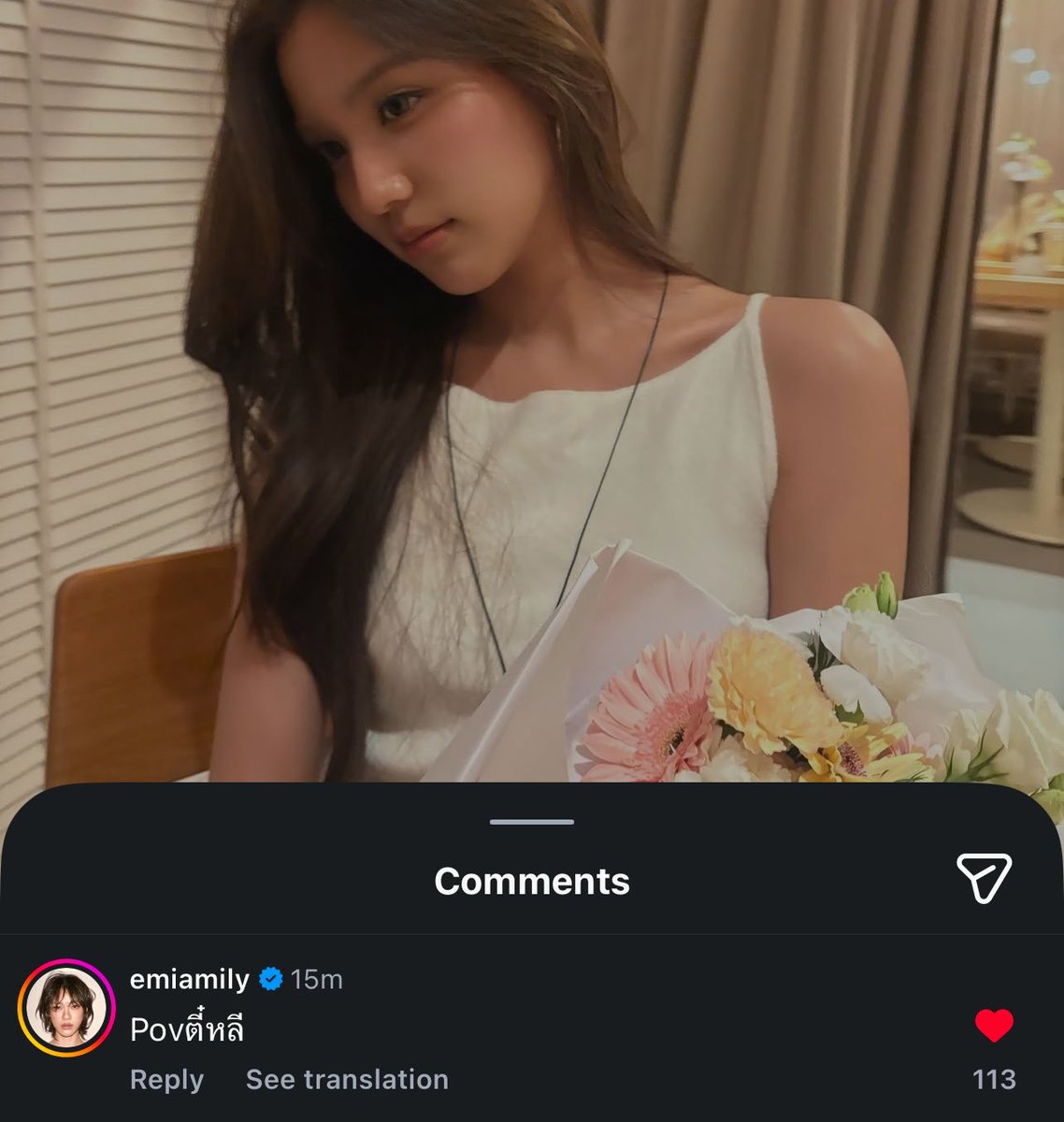 danaNYB's tweet photo. อ่อออ จ้าาาาาา 

Rough trans
🧡: Tee Lee*’s POV

Tee Lee is the nickname Bonnie gave to Emi which means charming/flirtatious chinese looking guy. 

#EmiBonnie #Emiamily #Beonnnie https://t.co/2JuNtNbPbn