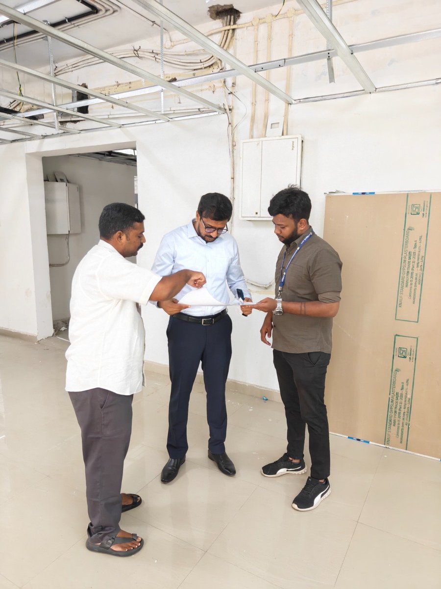 SingaiGR's tweet photo. A space for startups and entrepreneurs is taking shape in Chennai!

The upcoming StartupTN Centre at SIDCO Electronics Complex Chennai, will span 14,000 sq. ft. and feature a 150+ seat co-working space, two meeting halls, a 30-seat boardroom and a 60-seat training hall.

Under the guidance of the Hon’ble Chief Minister @CMOTamilnadu and the Hon’ble Minister for MSME @pmathanrajamla , the facility will soon be completed and opened to startups and entrepreneurs