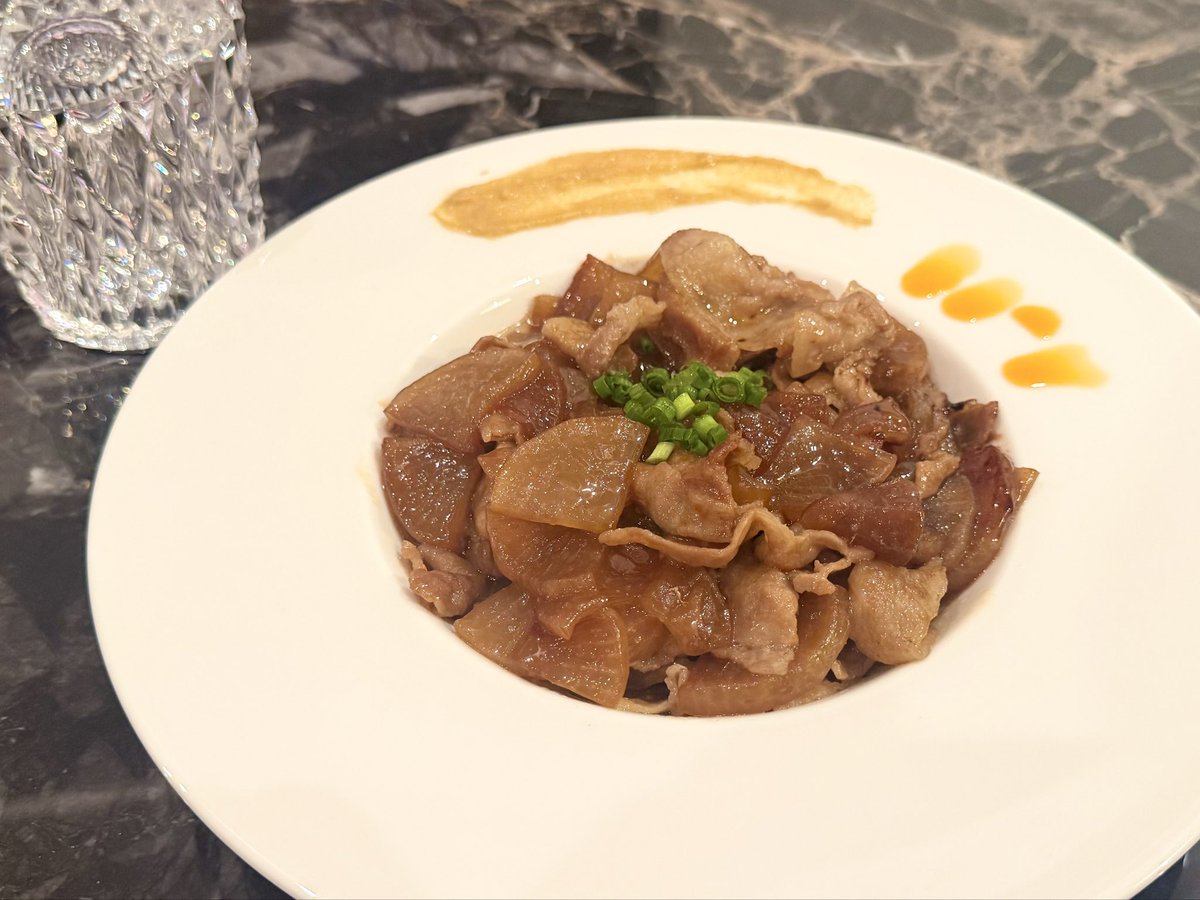 liura_wolf's tweet photo. おつりうらでしたー！
いっぱい話せて大満足
美味飯置いてくから存分に目で食え！！ https://t.co/qF4cn1sZSn