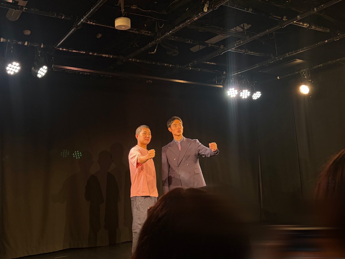 __uswk's tweet photo. 第一回漫才ライブ「働きたい。」
#四千頭��  #働きたい https://t.co/JfVNGl37lV