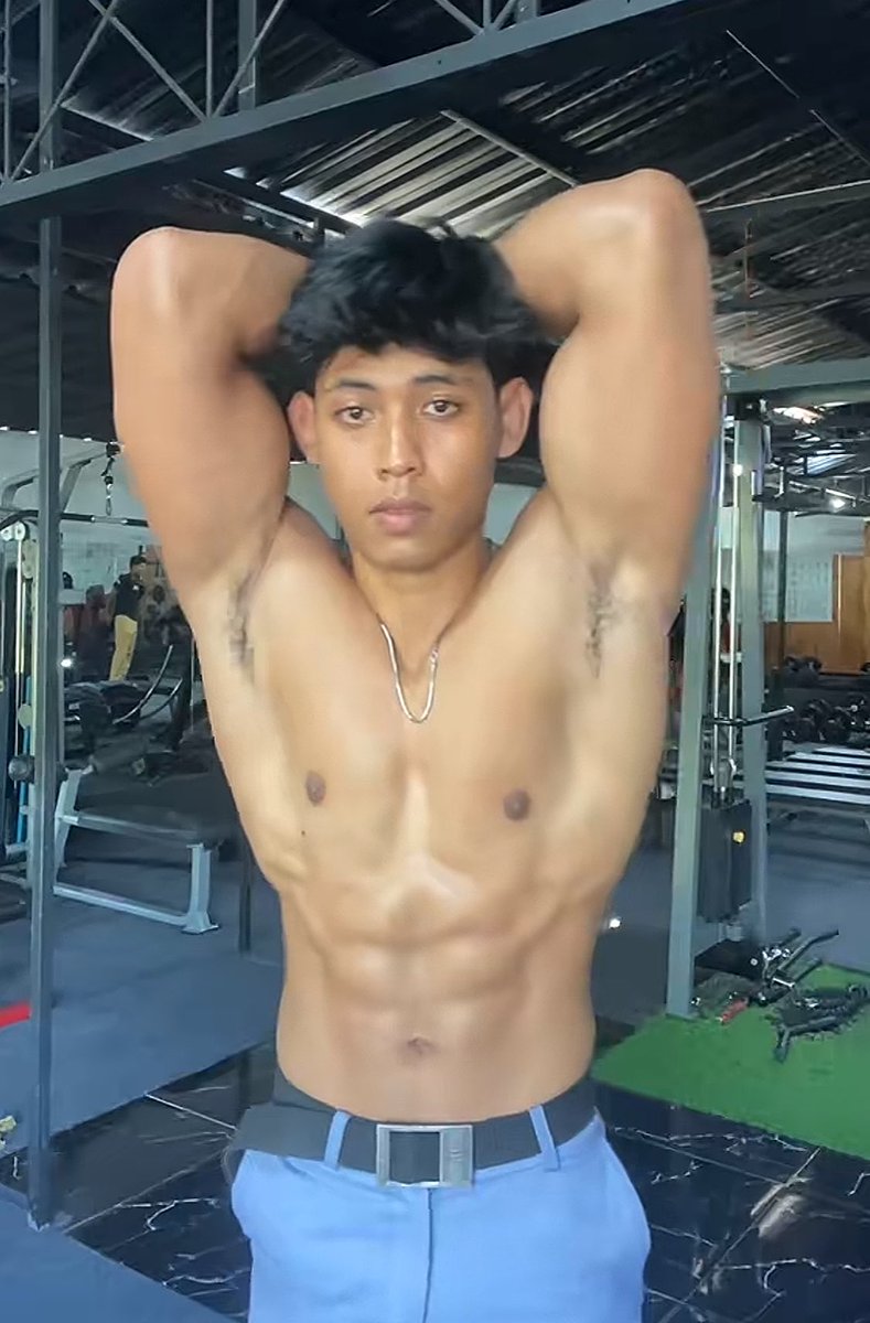 bestiki06's tweet photo. Brondong apk sebelah pada menggoda bngt dah 😩 https://t.co/WhswF2Z2Ha