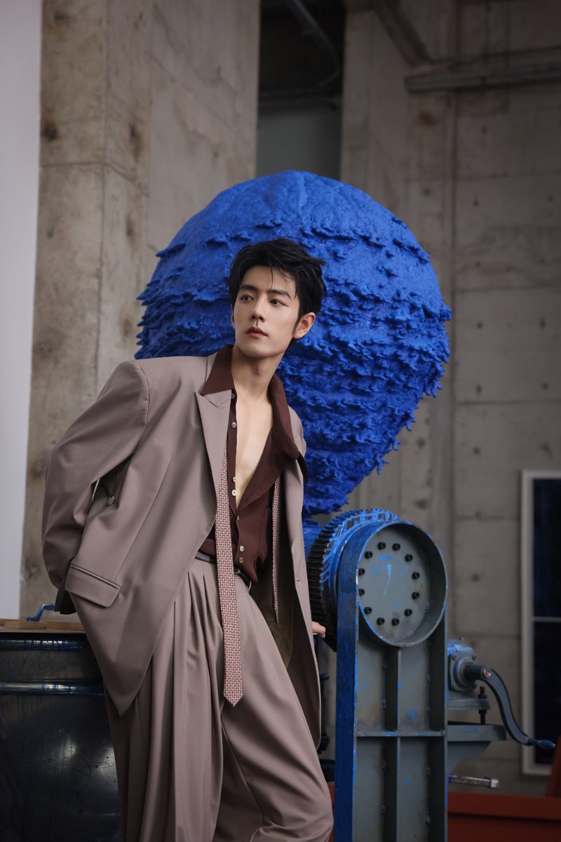 Di_legion1's tweet photo. Wow Zhan Zhan 
#XiaoZhanxVogueOctober 
Hottie 😘😜😍🫦🫦 https://t.co/iLIHQQ1MrQ